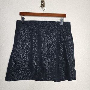 Orvis Embossed Pull-On Travel Skort Black Rose Women's Size Medium